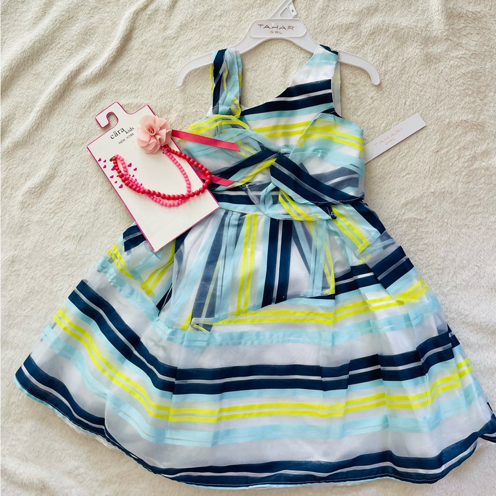 NWT/ complimentary accessories/Tahari girls size 5